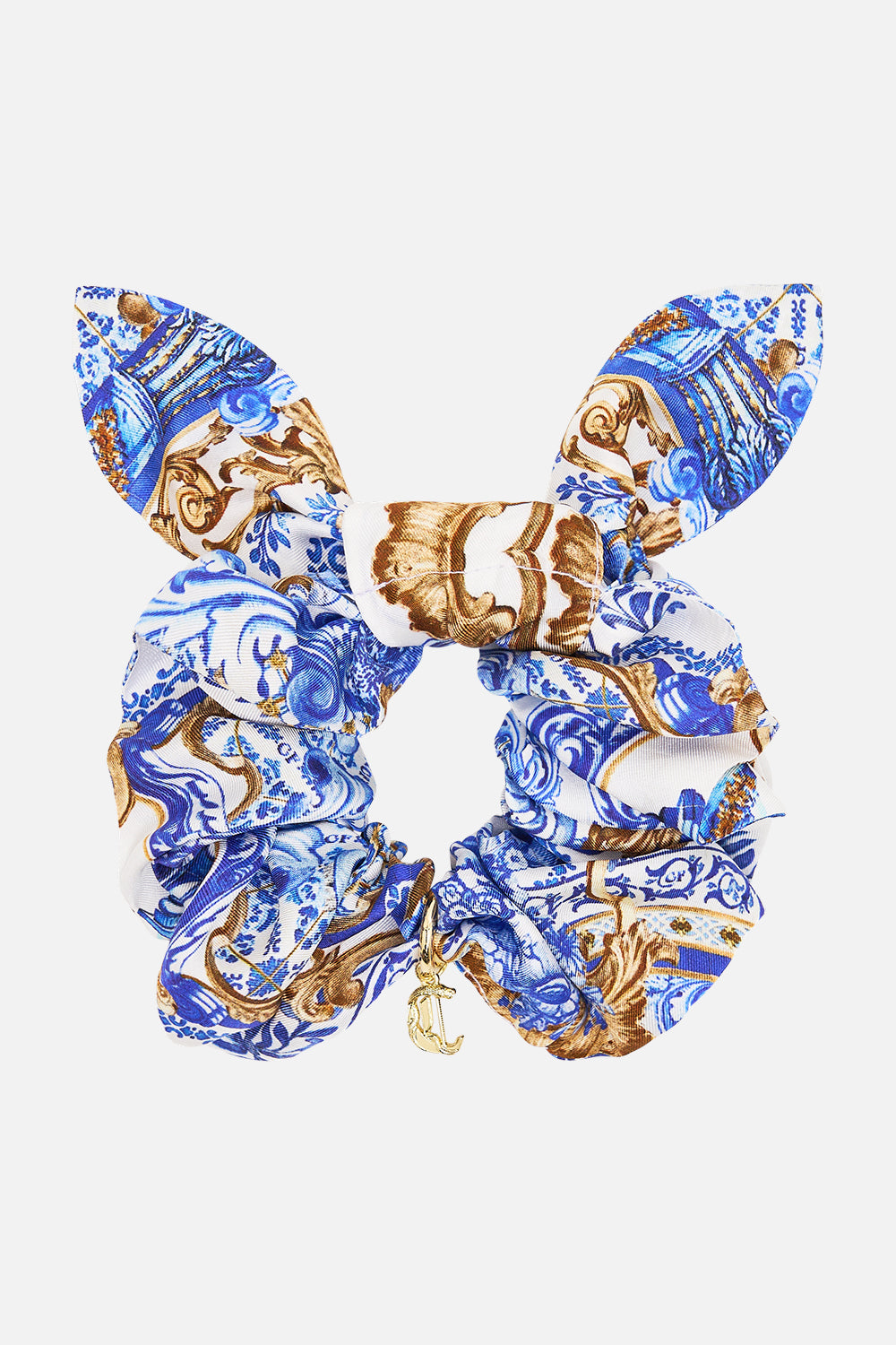 CAMILLA Scrunchie With Trinket in Azul Adventures print
