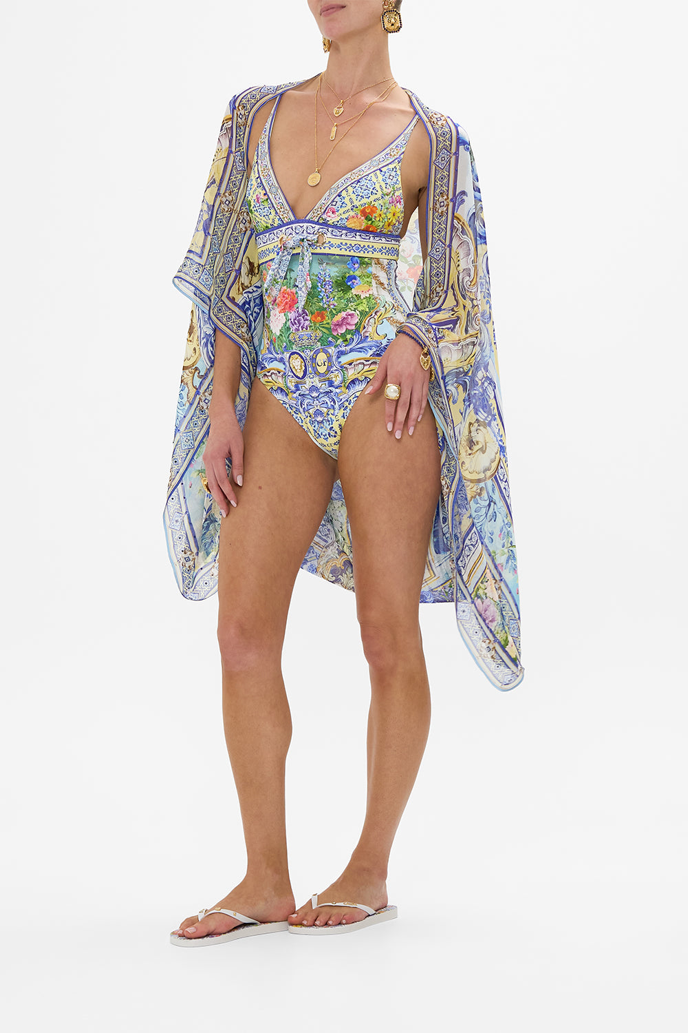 SILK SHRUG WALL TO WALL WONDERS