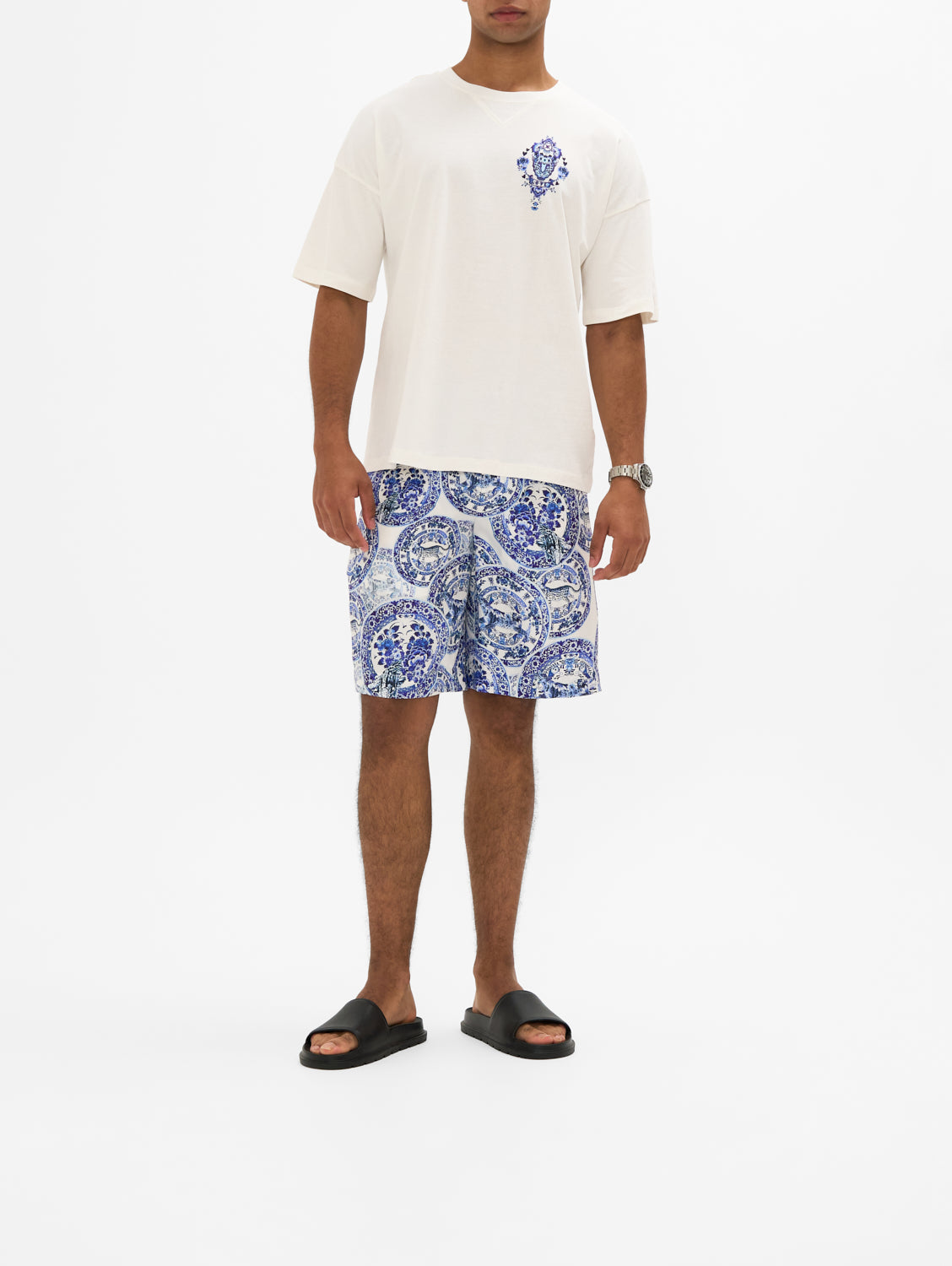 FIXED WAIST MID LENGTH WALK SHORT GLAZE AND GRAZE