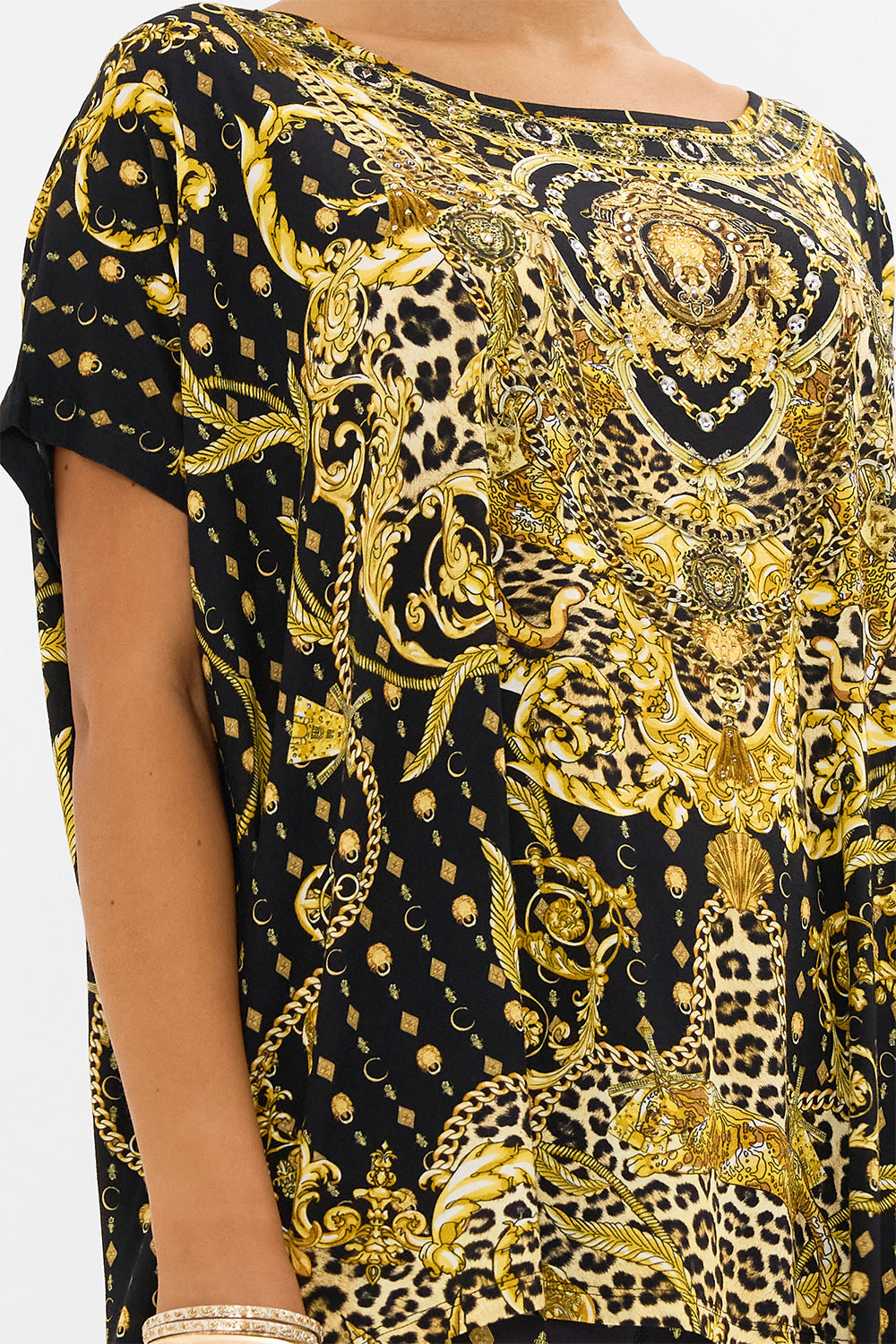 CAMILLA activewear tee in Nouveau Nature print