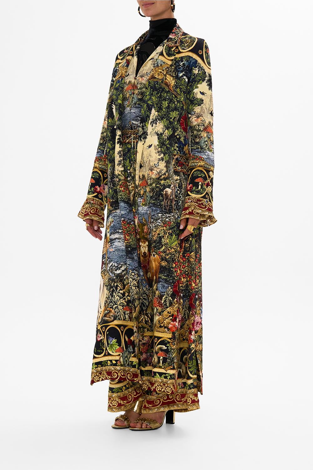 COAT WITH WIDE CUFFS AND SHORT SIDE SPLITS TAPESTRY TOTEMS