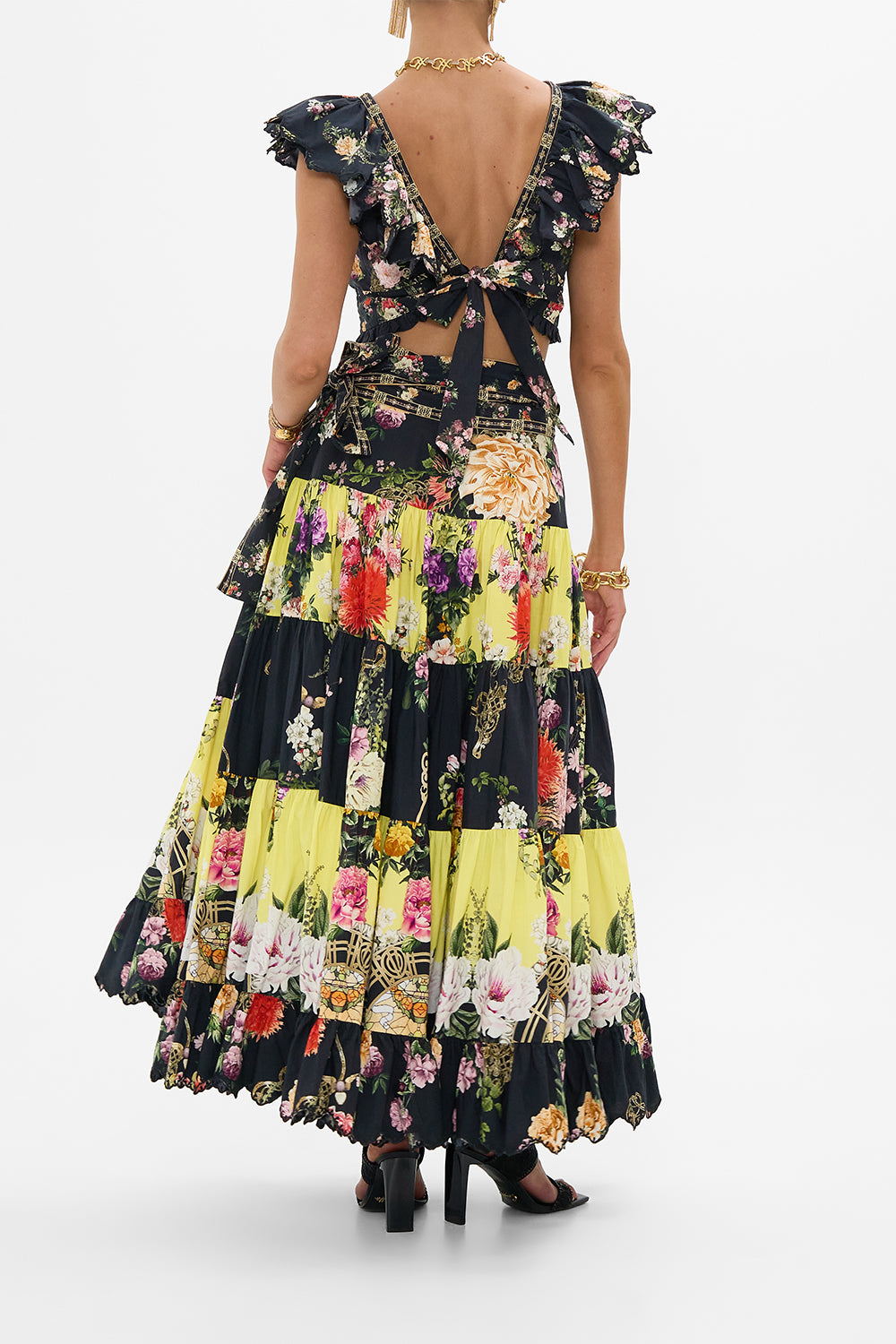 DEEP V FRILL SHORT SLEEVE TOP ADORNED IN ALEXANDRIA