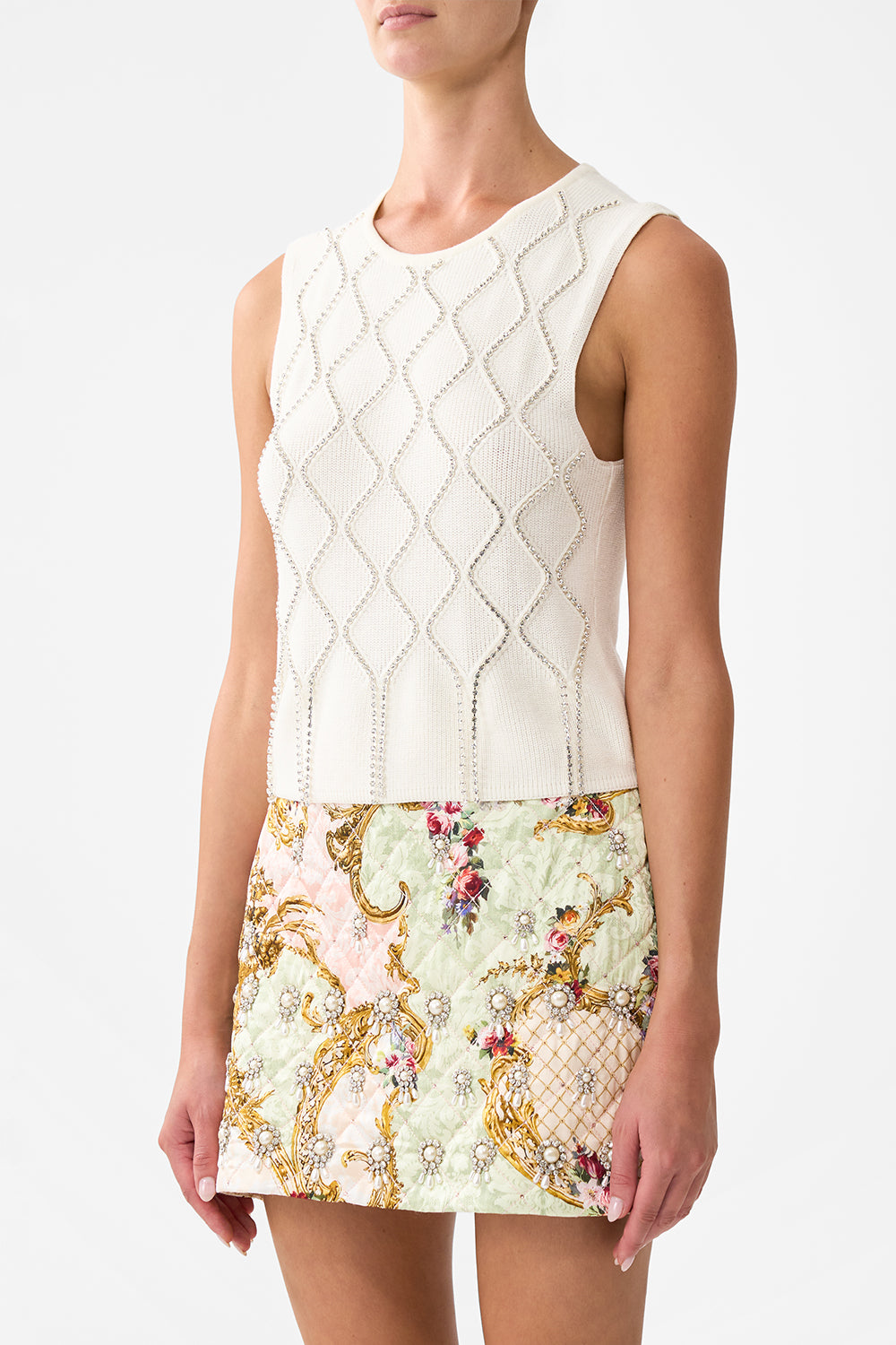 SLEEVELESS KNIT TANK TOP THE QUEENS QUARTERS