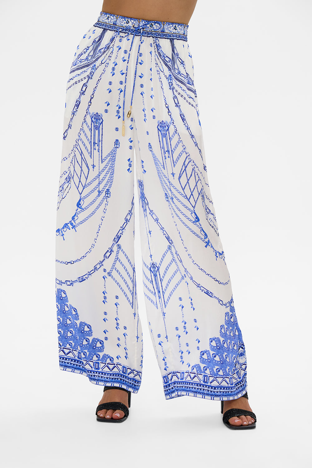 STRAIGHT LEG PANT DANCING WITH DAYLIGHT