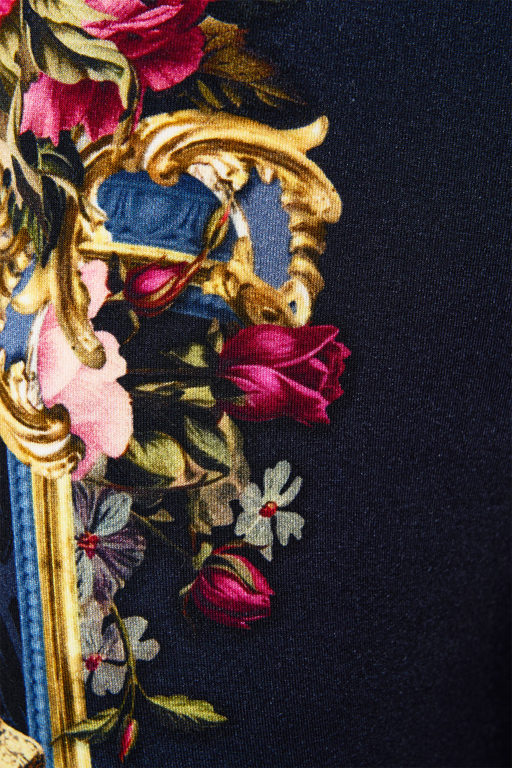 The CAMILLA Leggings in our Ornate On A Plate print.