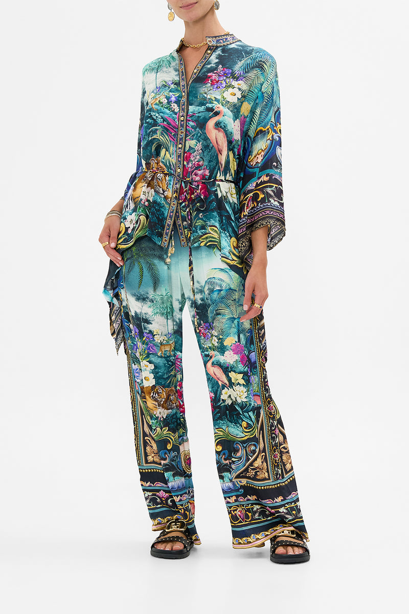 BUTTON THROUGH SCARF BLOUSE TOTALLY OZMOPOLITAN