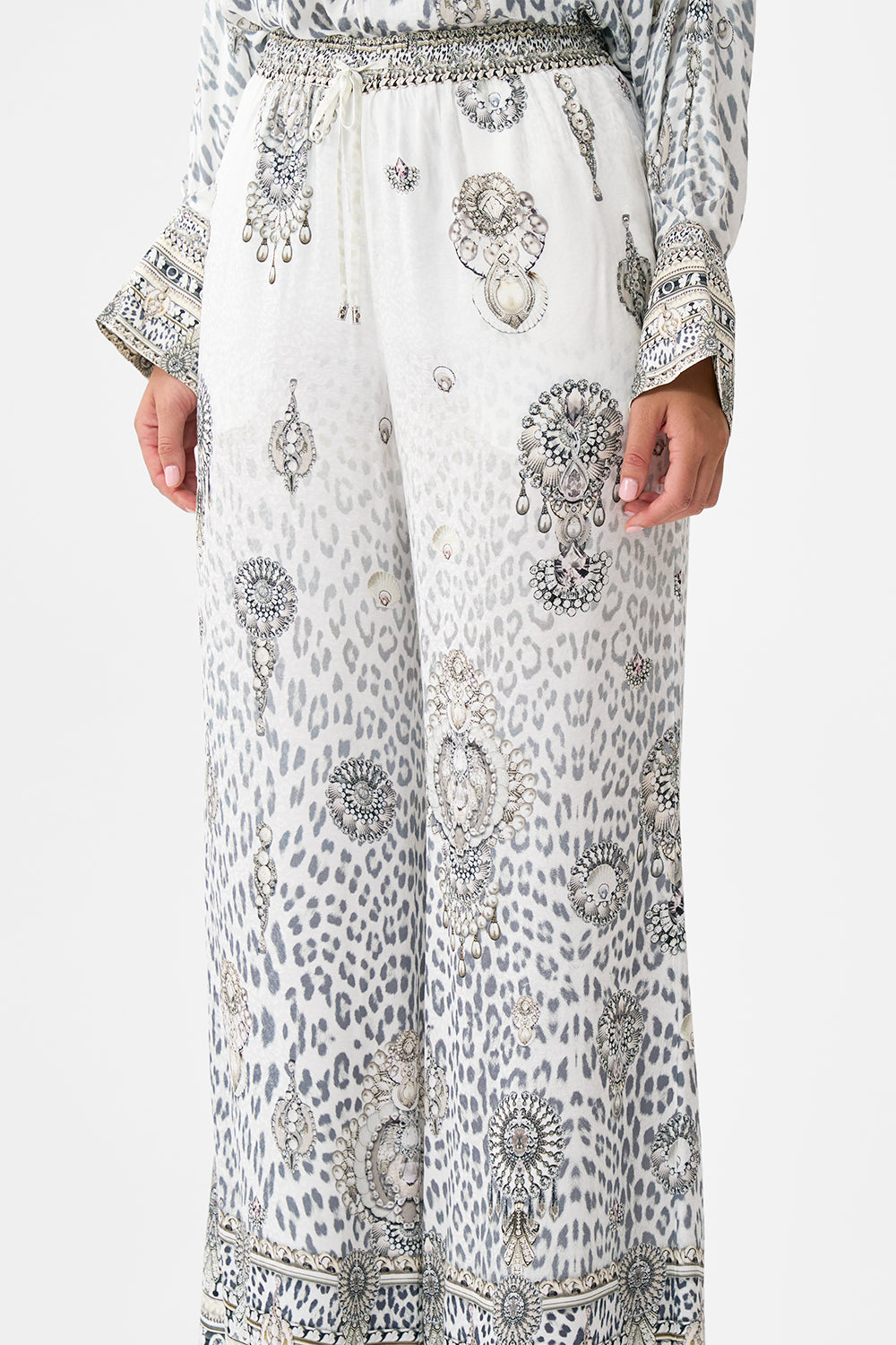 The CAMILLA Lounge Pant in our Marble Heaven print.