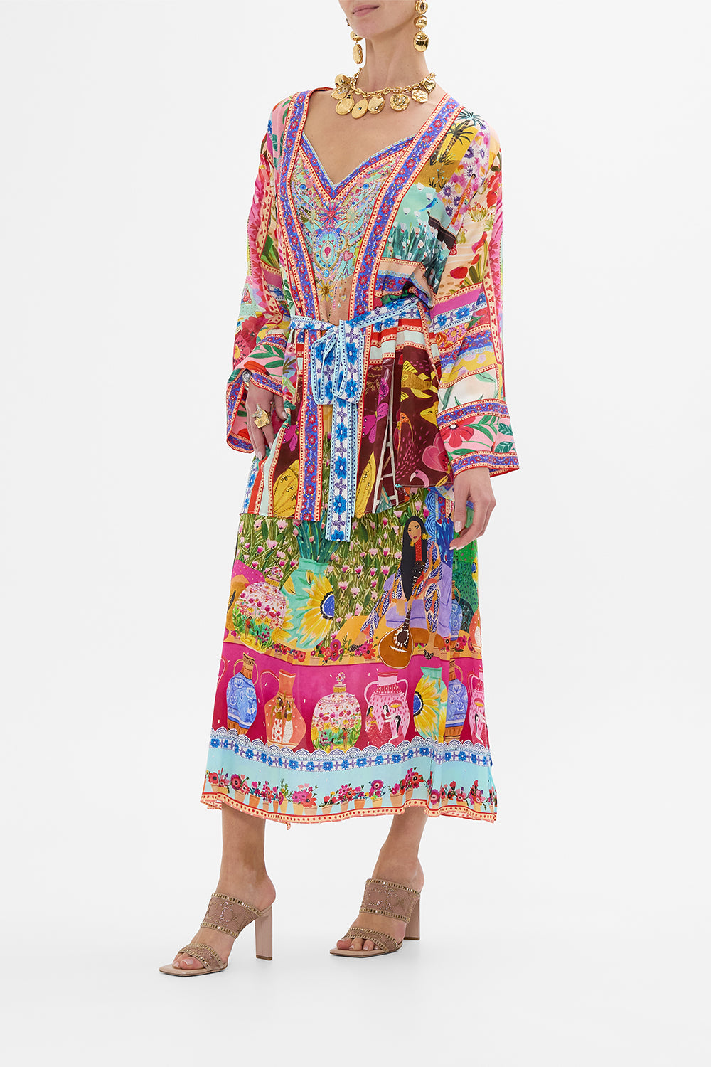 CAMILLA Short Kimono Wrap Roeqiyas Realm print.