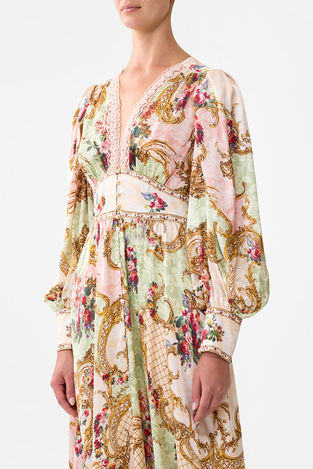 SHAPED WAISTBAND DRESS WITH GATHERED SLEEVES THE QUEENS QUARTERS