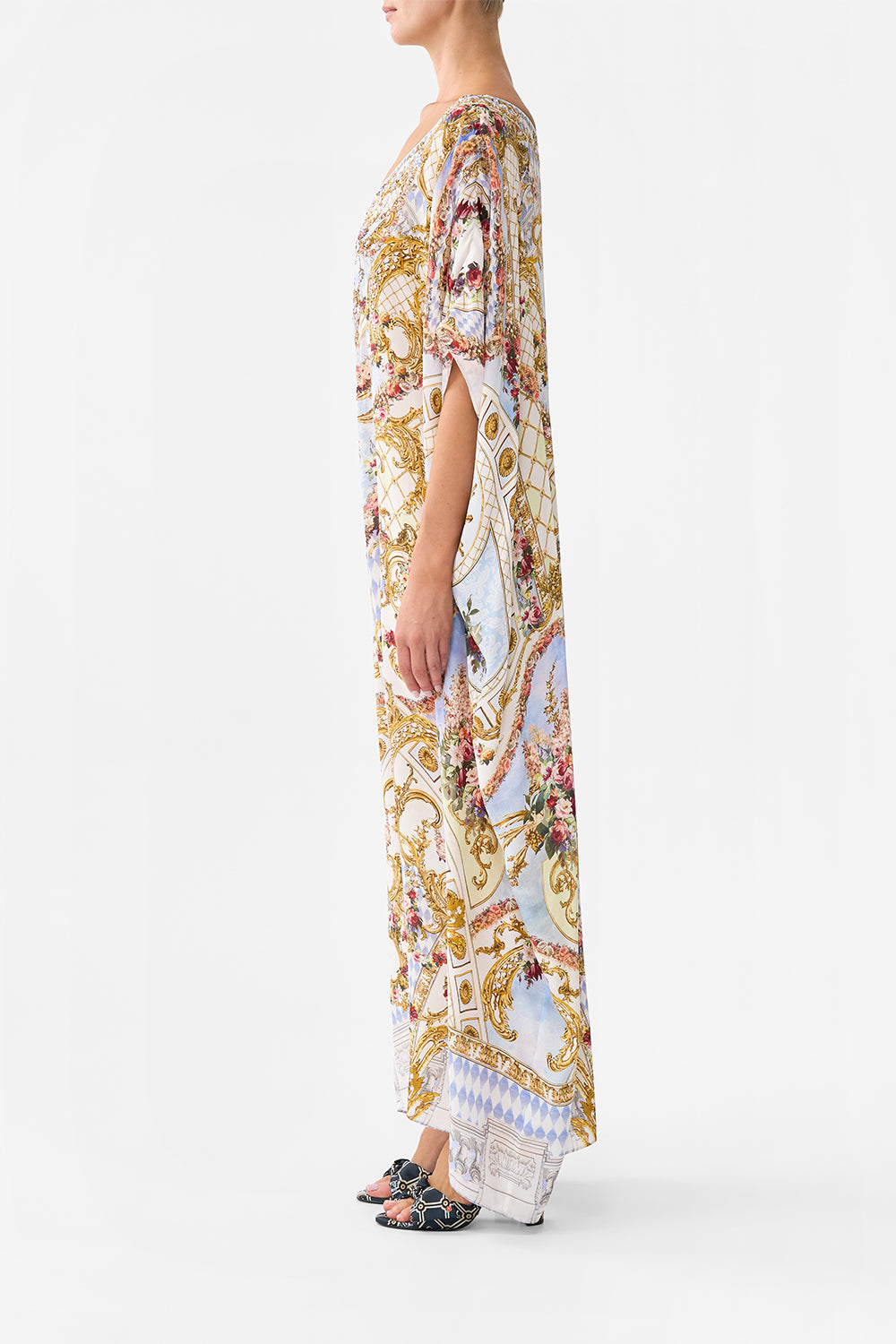 ROUND NECK KAFTAN THRONE GAMES