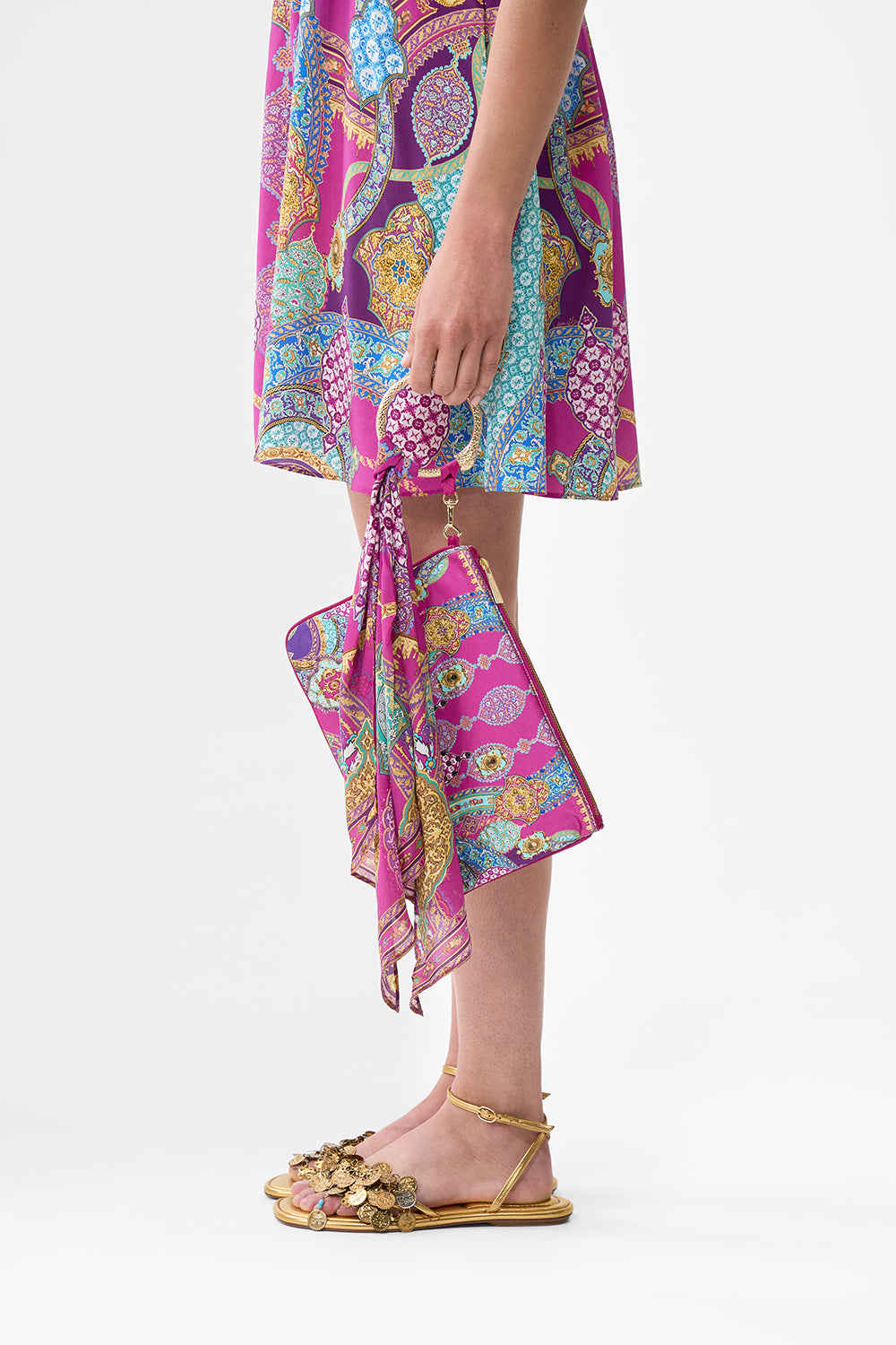 RING SCARF CLUTCH CONCUBINES, SULTANS & COURTIERS