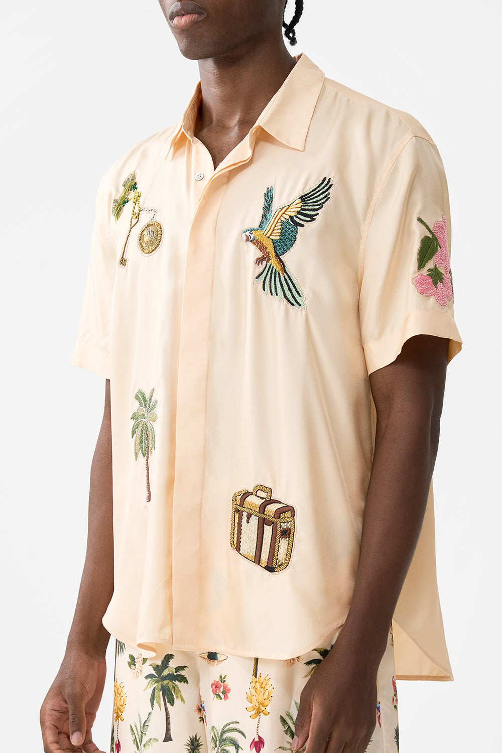 OVERSIZED BUTTON THROUGH SHORT SLEEVE SHIRT WELCOME TO THE WHITE LOTUS