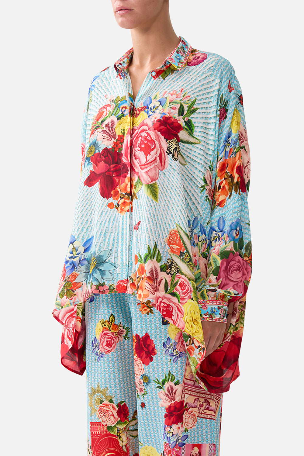 WIDE BODY COLLARED BLOUSE PAPERS AND CURIOUS CAPERS