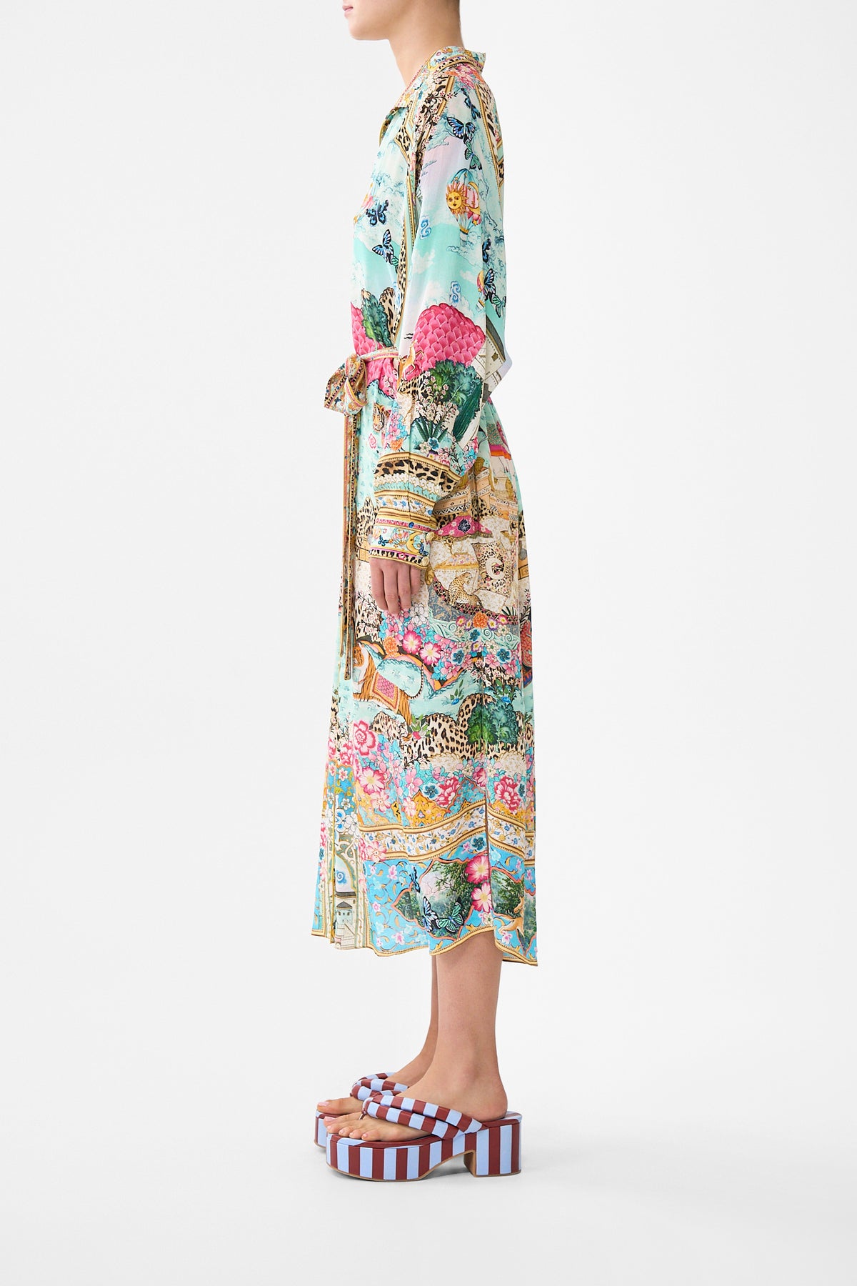 COLLARED BUTTON THROUGH DRESS MINIATURE MOMENTS