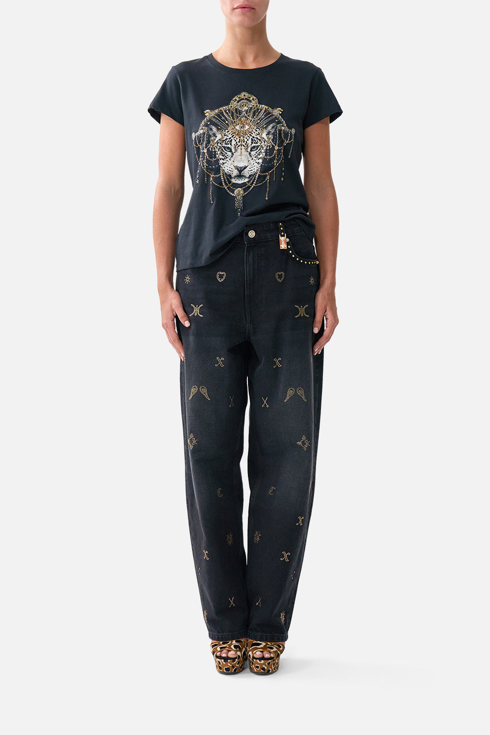 SLIM FIT ROUND NECK T-SHIRT - BLACK FELINE FOLKLORE