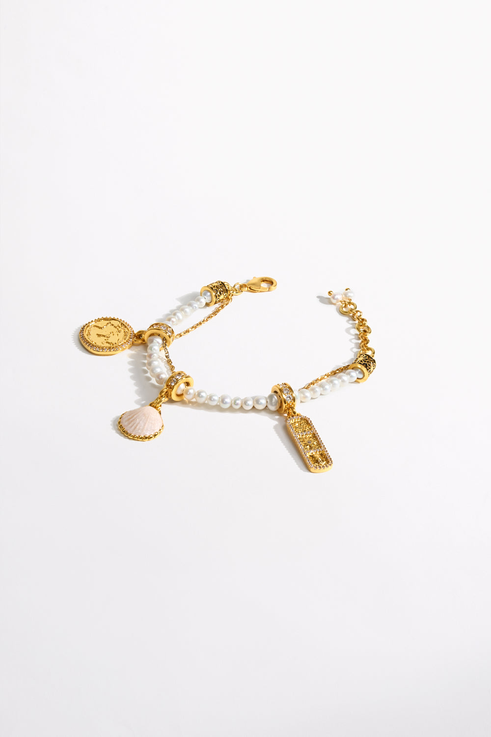 CAMILLA Gypset Glitterati Charm Bracelet in Gold print