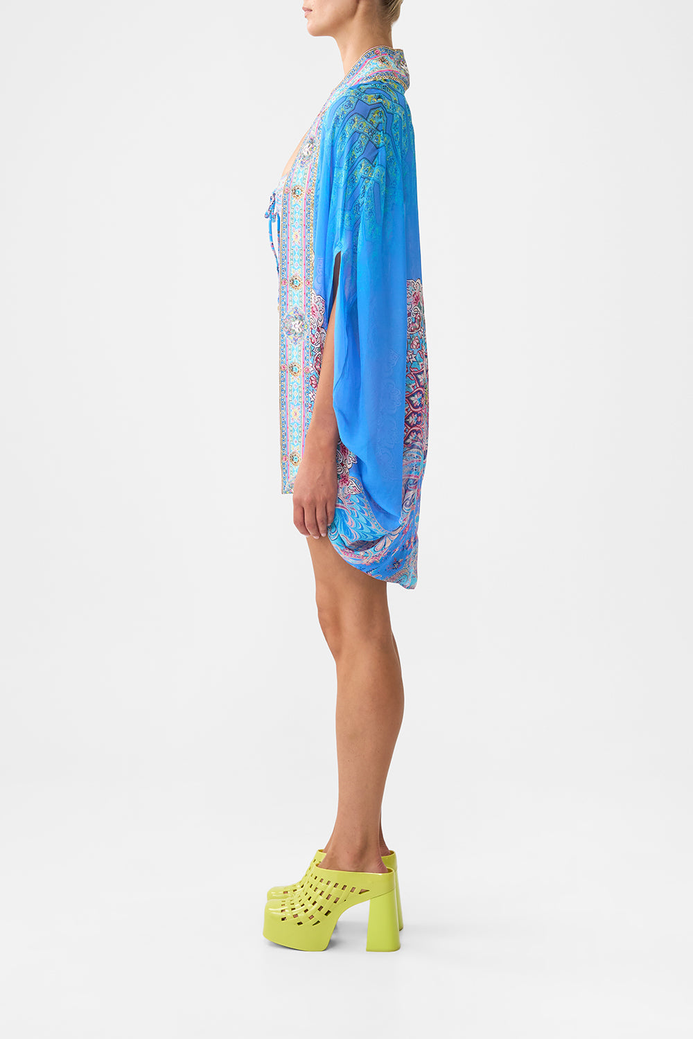 OPEN FRONT CARDI CAPE FOOTSTEPS IN FOLKLORE