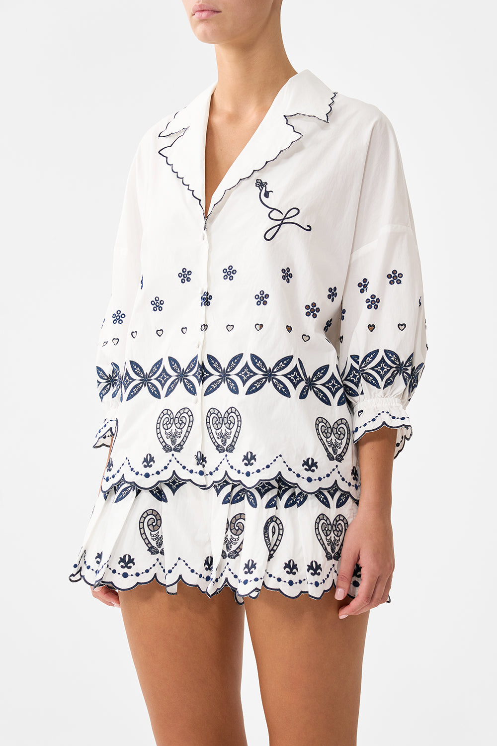 SHIRT WITH GATHERED CUFF A TILED WONDERLAND