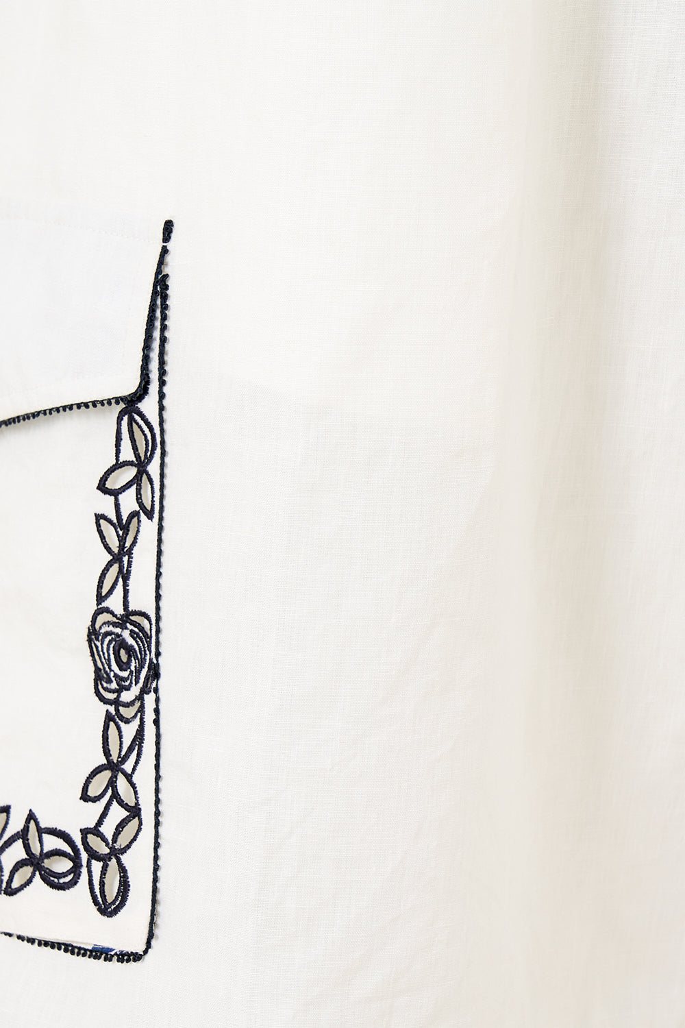 LONG CARGO SHORT WITH ELASTIC WAIST A TILED WONDERLAND