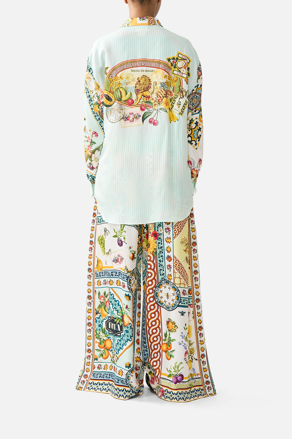 LONG SLEEVE OVERSIZED SHIRT WITH POCKET MAGIC OF THE MERCADO