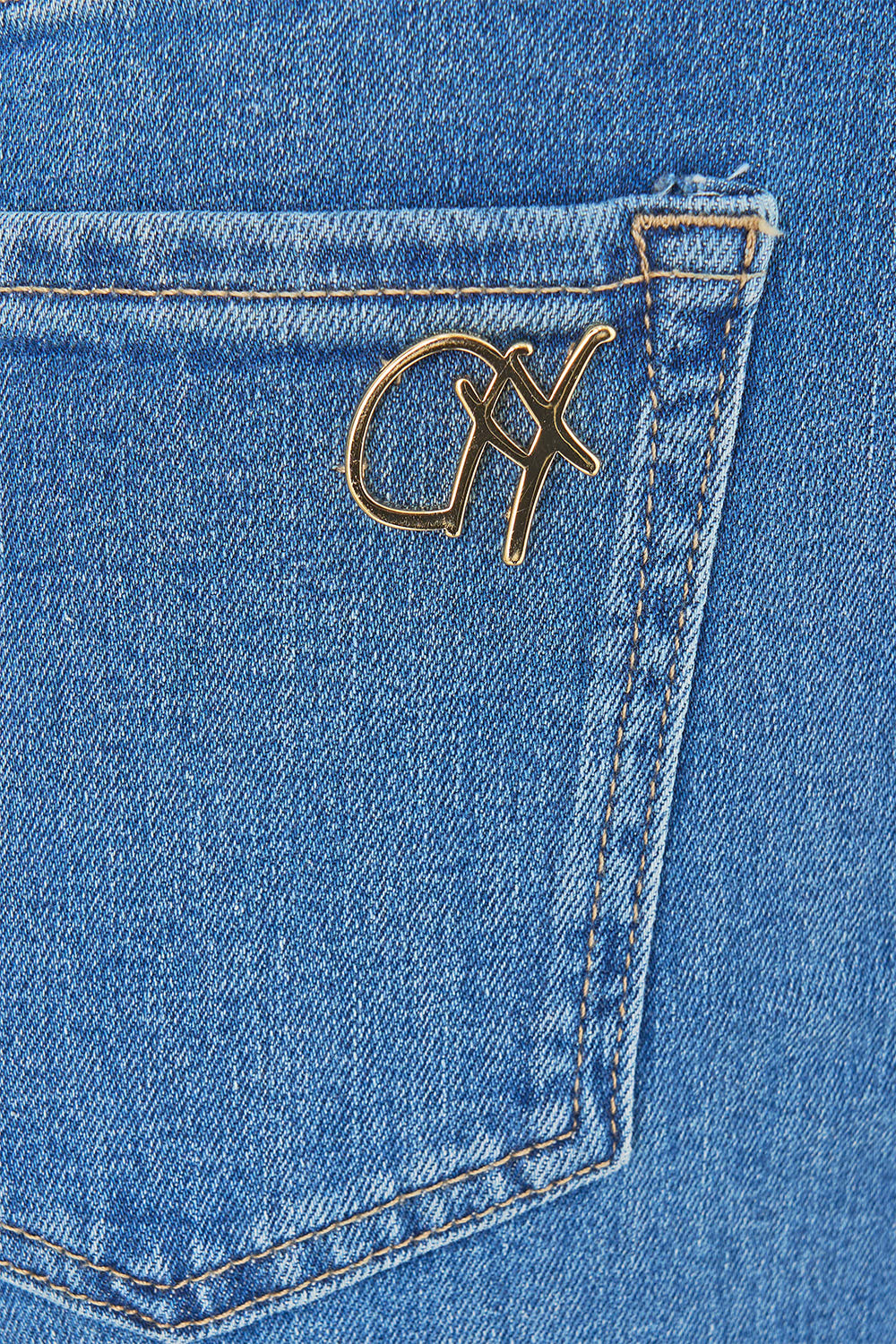 AMANDA TAURUS RISING HARDWARE FLARE JEAN DENIM