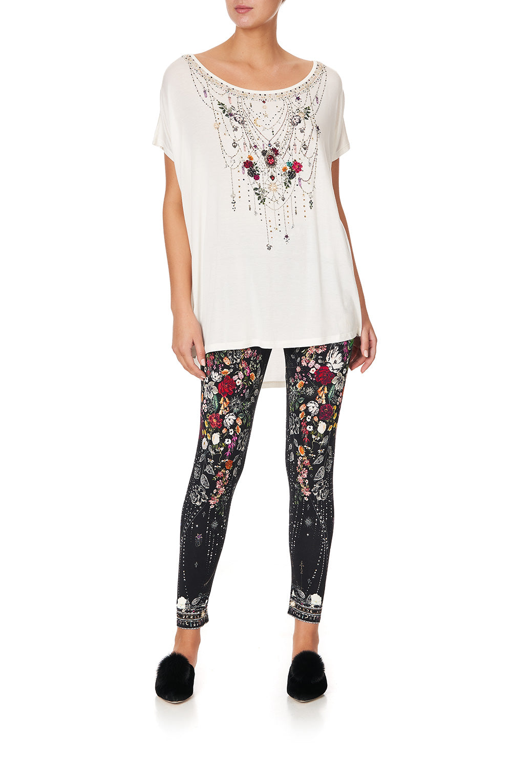 LOOSE FIT TEE - WHITE TO THE GYPSY