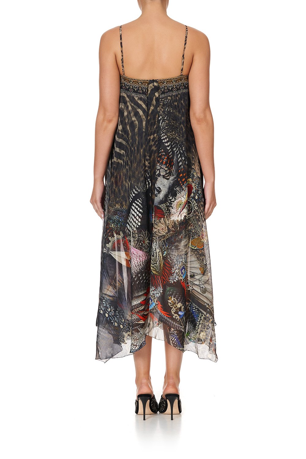 SHORT LAYERED DRESS TREASURE CHASER