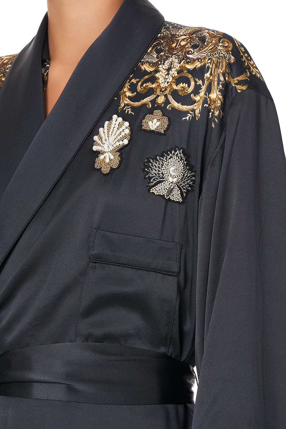 LONG ROBE WITH FLARED SLEEVE ABINGDON PALACE