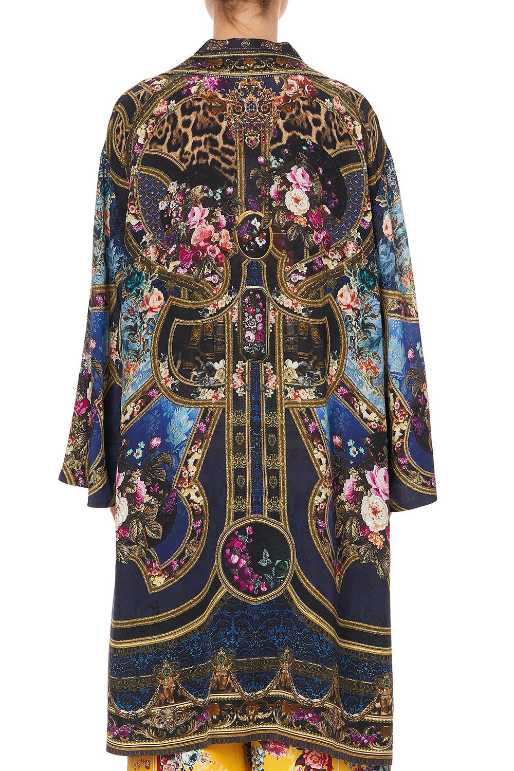 LAYERING WITH NECK BANDS FIELDS OF TREASURE