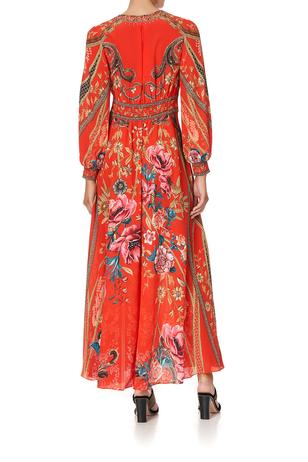 BUTTON DRESS WITH SHAPED WAISTBAND AND THE QUEEN WORE RED