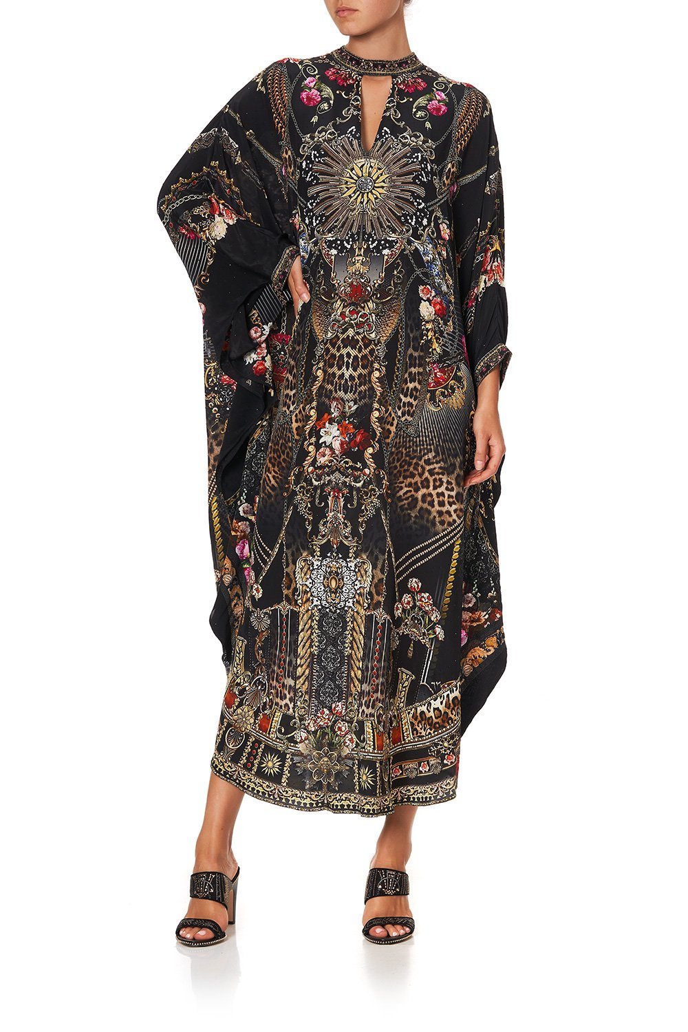 KAFTAN WITH HIGH COLLAR STAND GOTHIC GODDESS