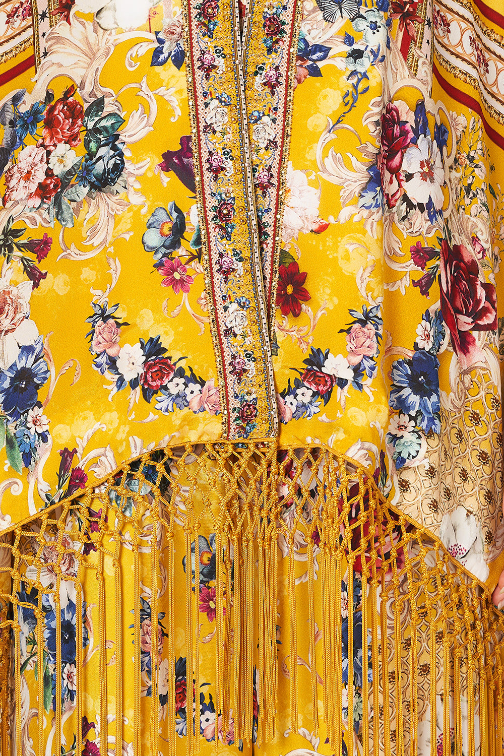 SHORT CAPE CROWNED ROSES