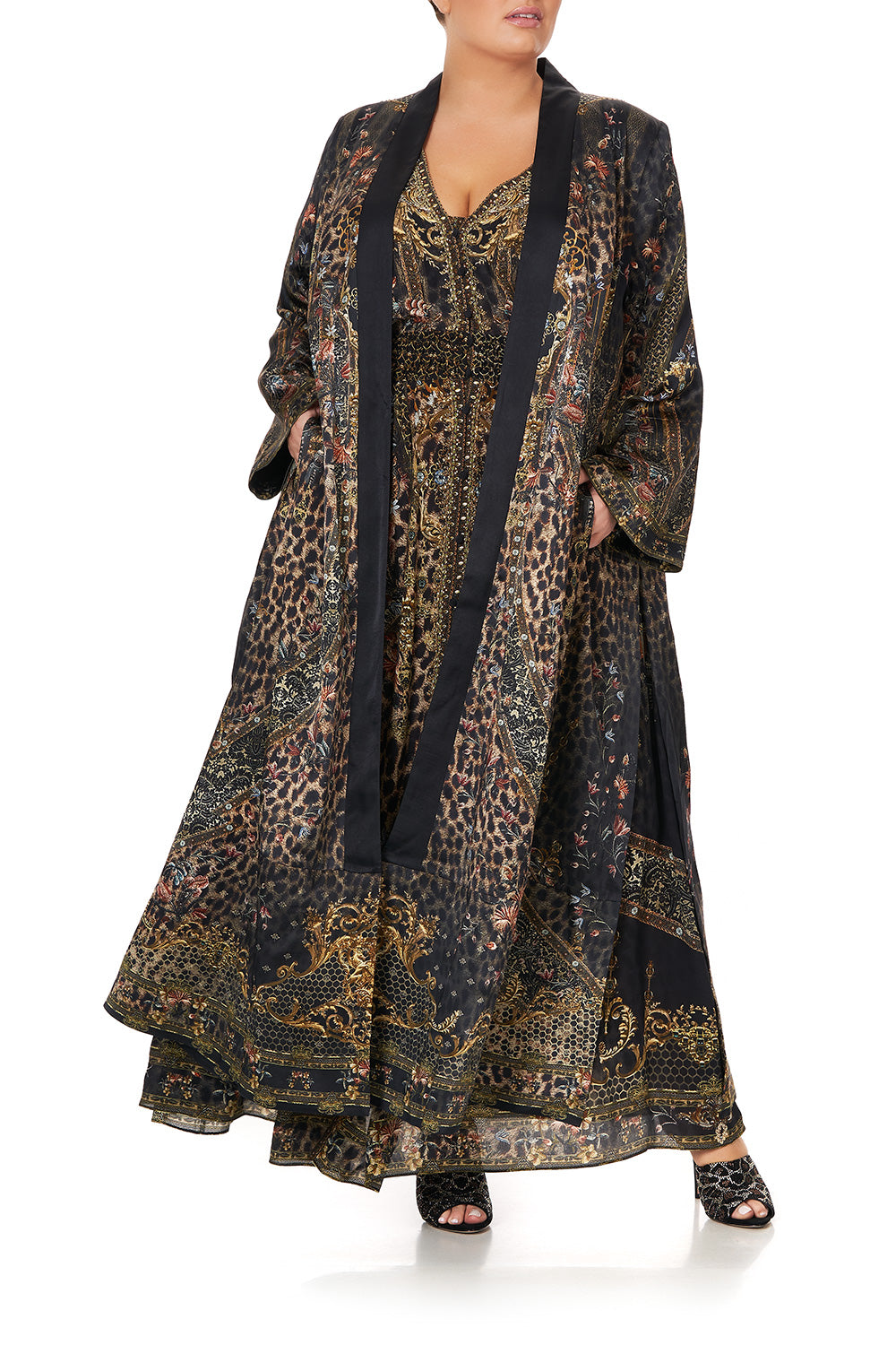 KIMONO COAT WITH SPLITS ABINGDON PALACE