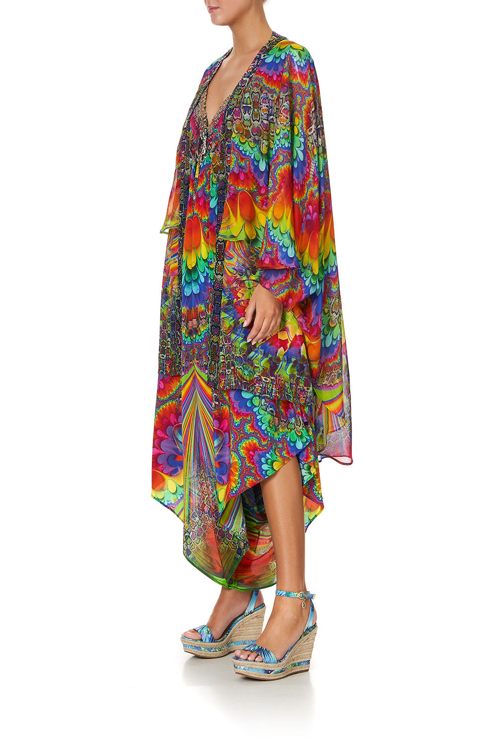 DRAPED HIGH-LOW LAYER COMING DOWN FROM COSMOS