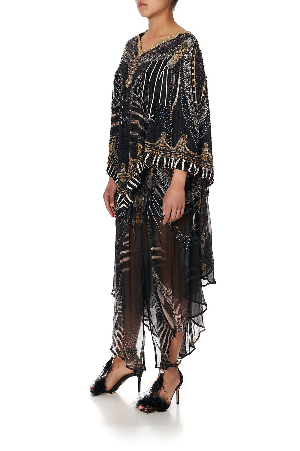 SHORT LAYERING CAPE QUECHUA KING