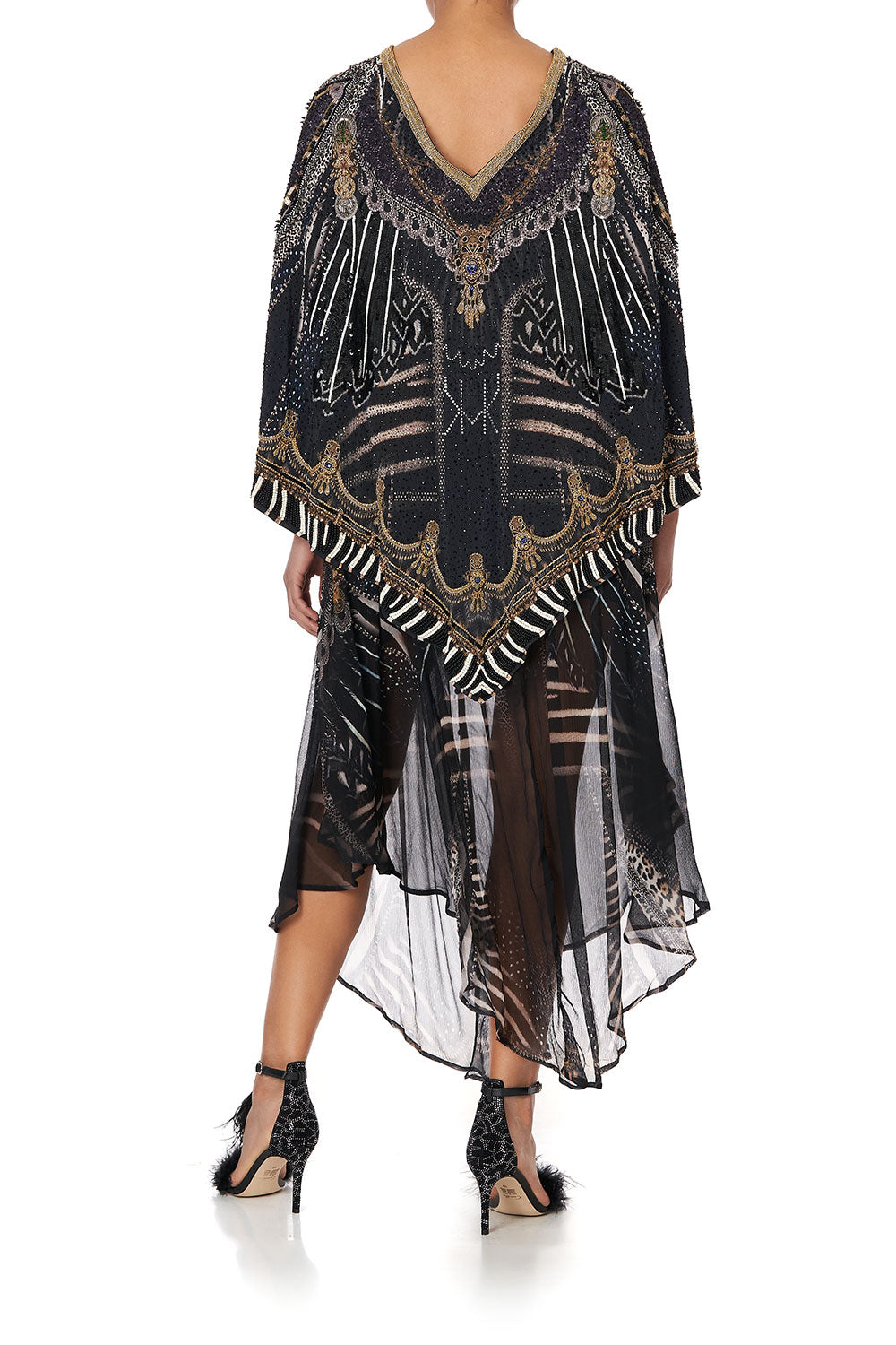 SHORT LAYERING CAPE QUECHUA KING