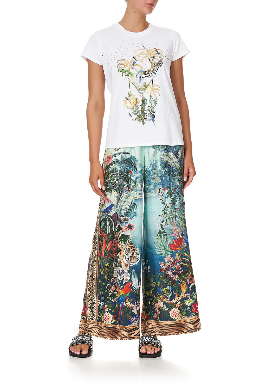 SLIM FIT ROUND NECK T-SHIRT IF THESE WALLS COULD TALK