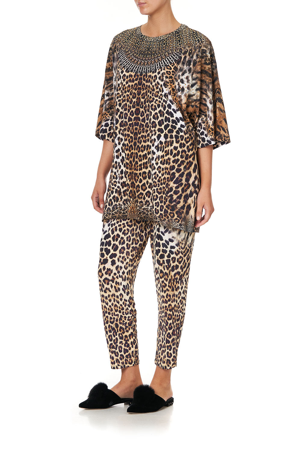 SUPER OVERSIZED TEE CALL OF THE CATHEDRAL