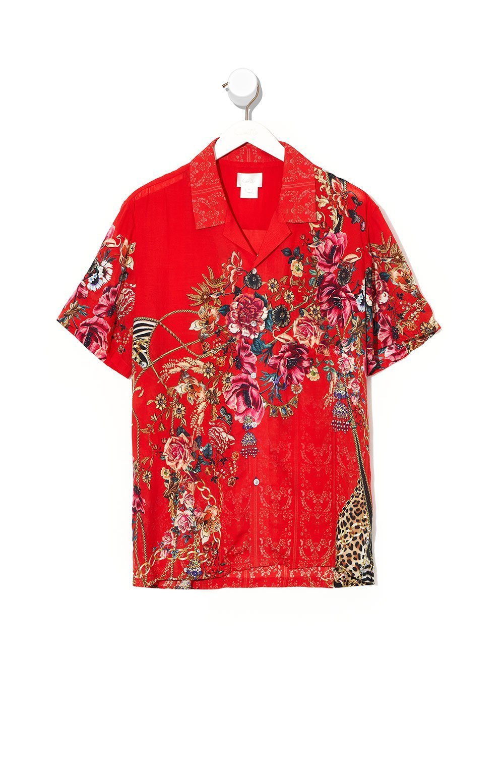 SHORT SLEEVE CAMP COLLARED SHIRT AND THE QUEEN WORE RED