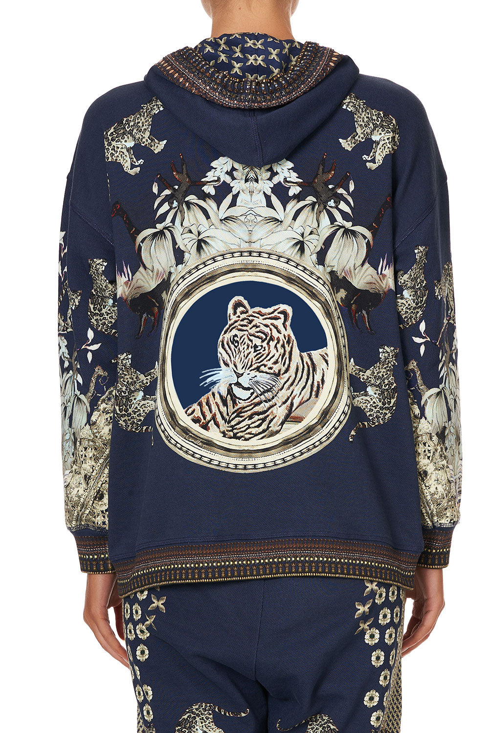 HOODIE WITH POCKETS A LITTLE PAST TWILIGHT