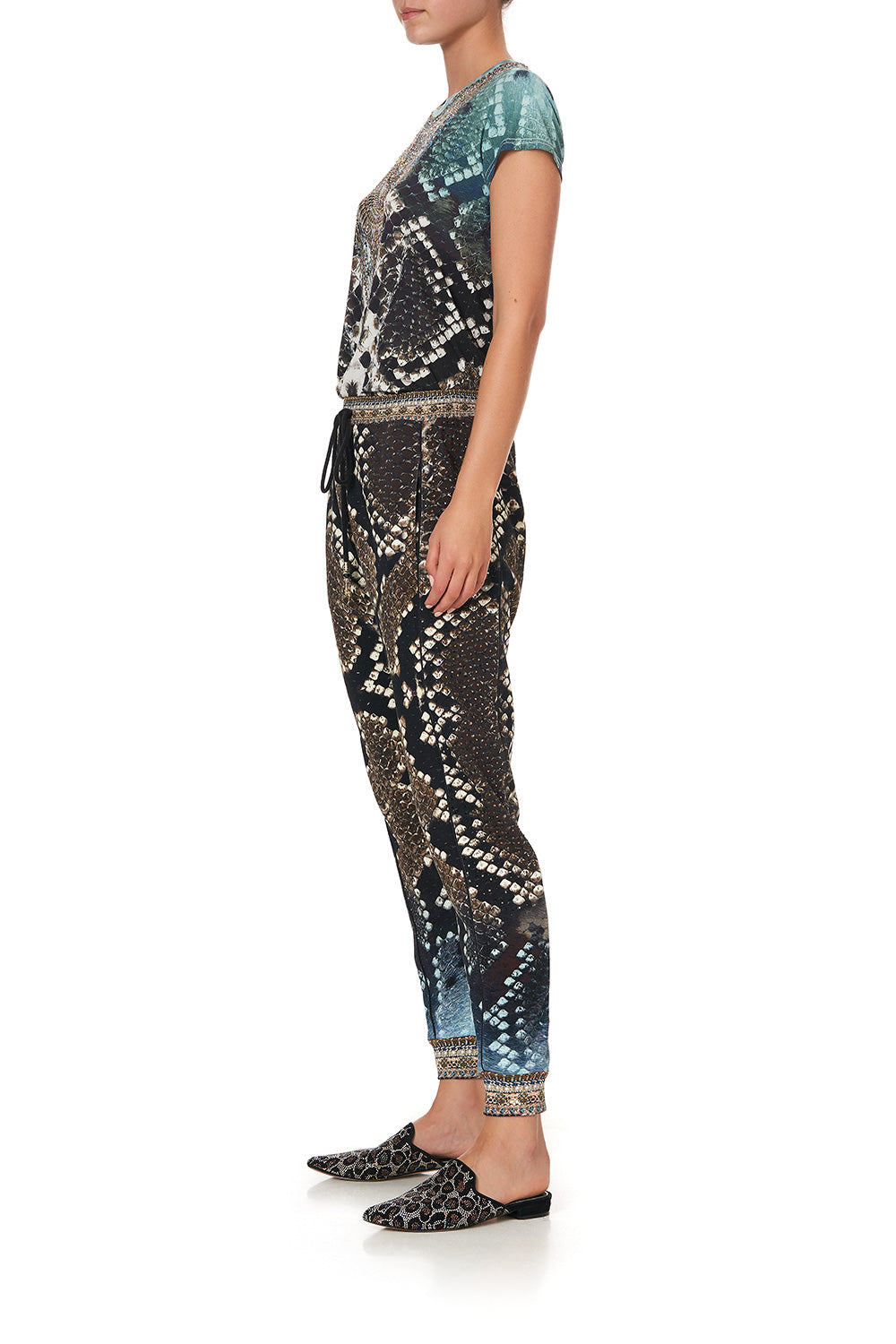 CURVED HEM FITTED TEE PREY