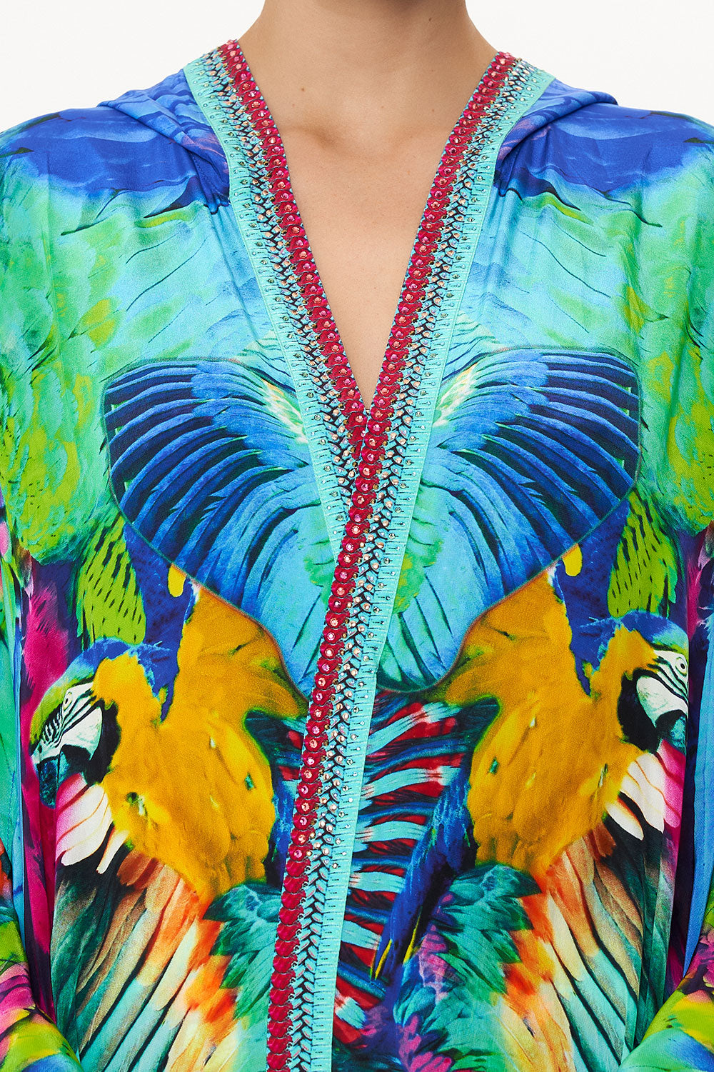 SHAPED HEM LAYER WITH HOOD AGE OF ASTERIA