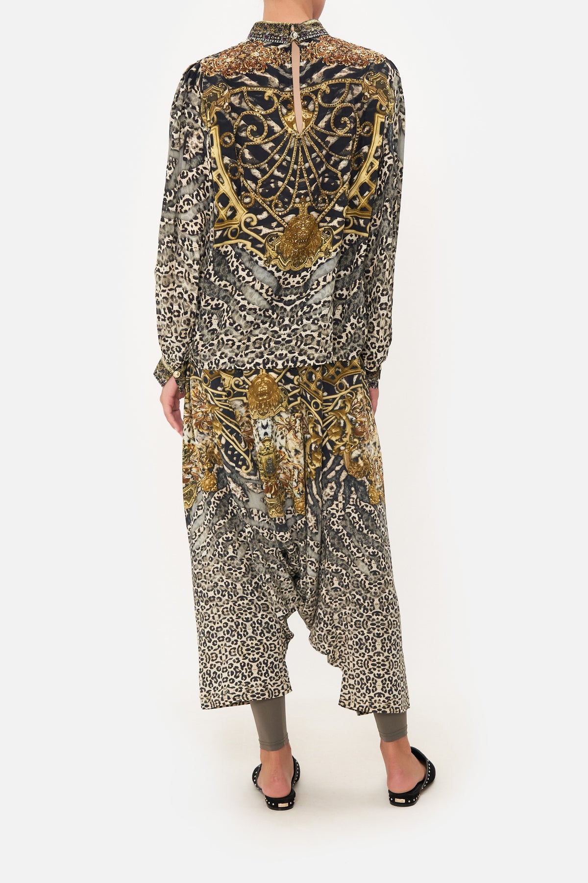 TUCKED SHOULDER TOP ARMADA