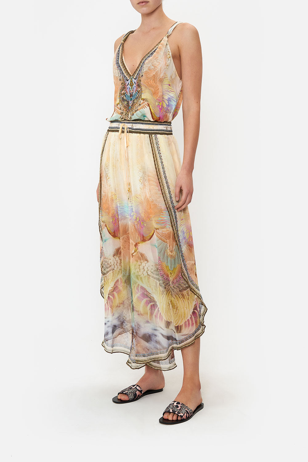 CURVED HEM PANT TAKE FLIGHT