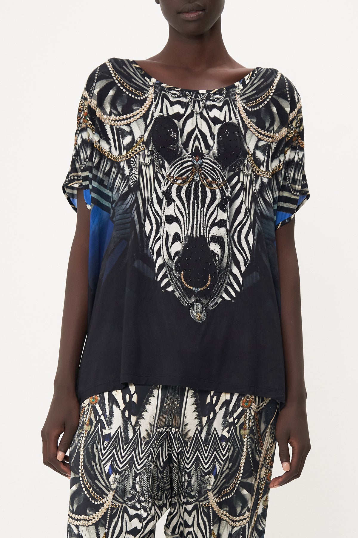 LOOSE FIT ROUND NECK TEE KNIGHT OF THE WILD