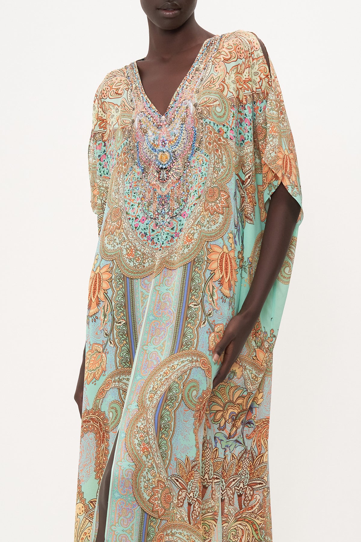 SLIM FIT KAFTAN WITH SPLIT MAKE LOVE NOT WAR