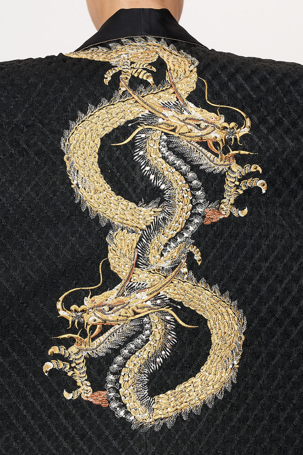 ROBE WITH NARROW COLLAR HOLLYWOOD HEIST