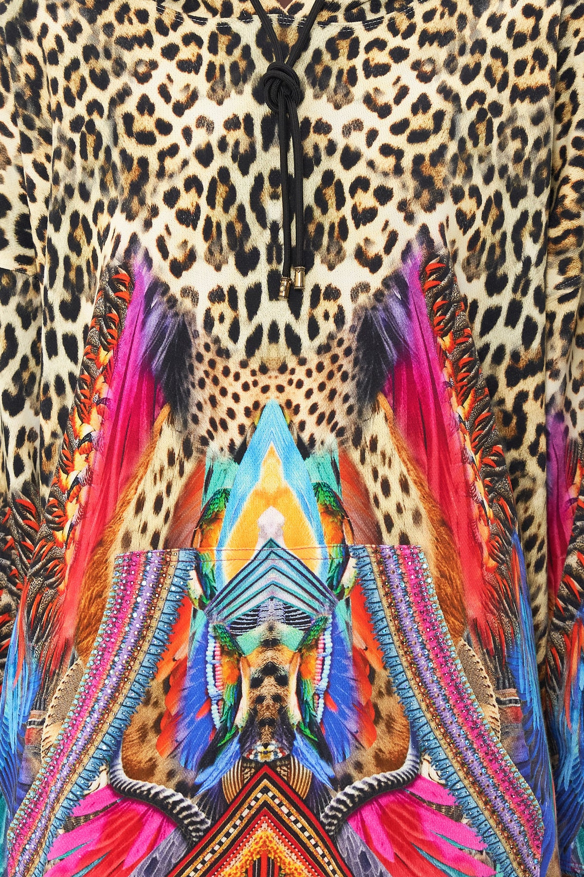 HOODIE WITH POCKETS KINGDOM CALL