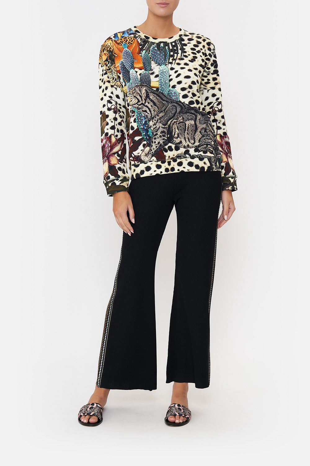 ROUND NECK SWEATER NATURAL INSTINCT