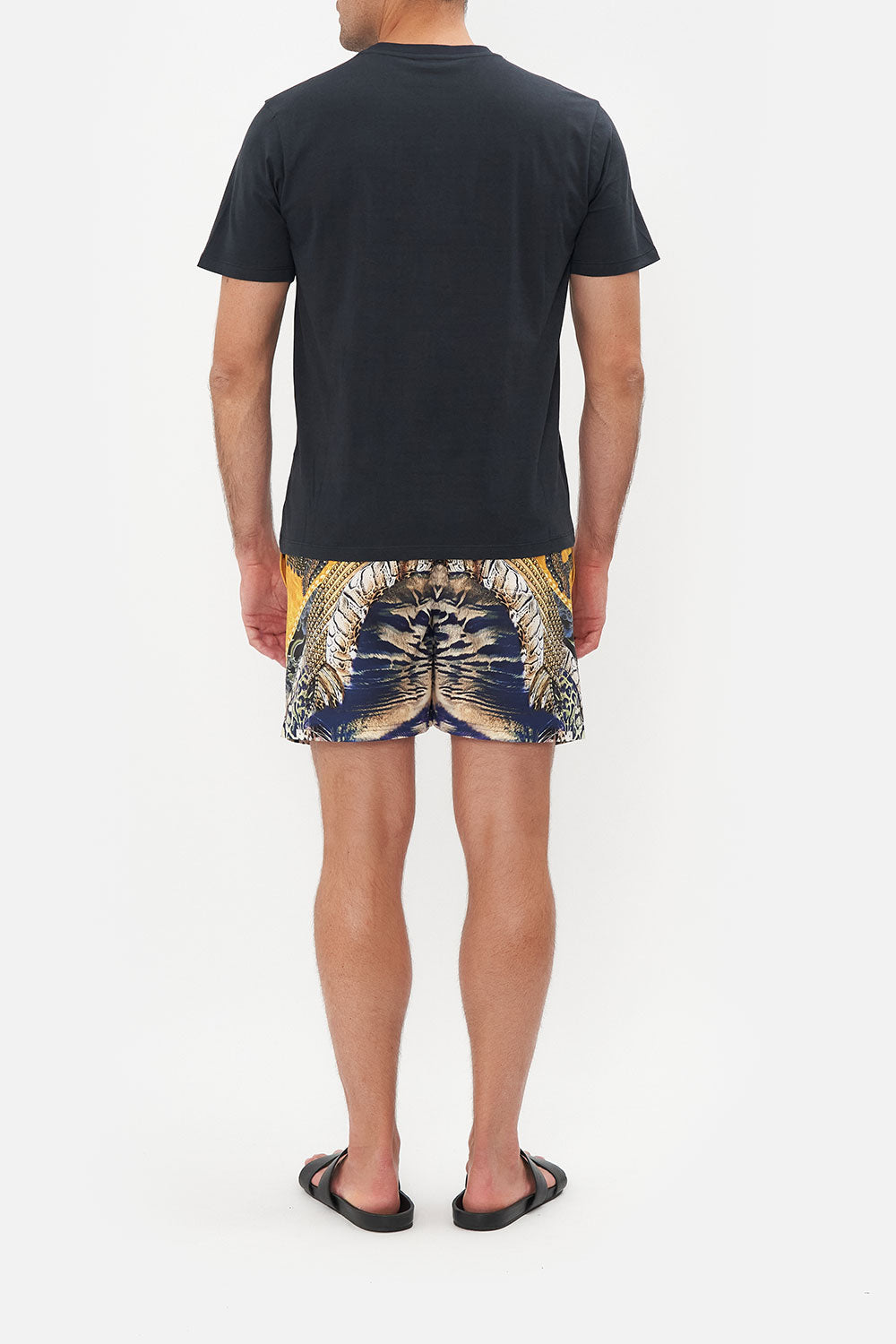 RELAXED FIT TEE DANCE OF THE DRAGON